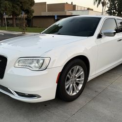 2017 Chrysler 300 C (83k Miles) 