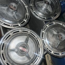 1965 Impala Super Sport Hubcaps