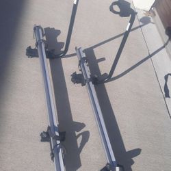 Mercedes Benz Rooftop Bike Carriers 