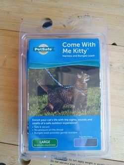 PetSafe Come With Me Kitty Harness Bungee Leash- Large