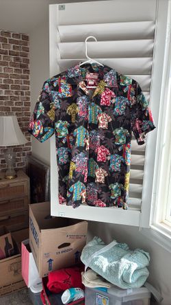 RJC Vintage Men’s M Hawaiian Shirt $15