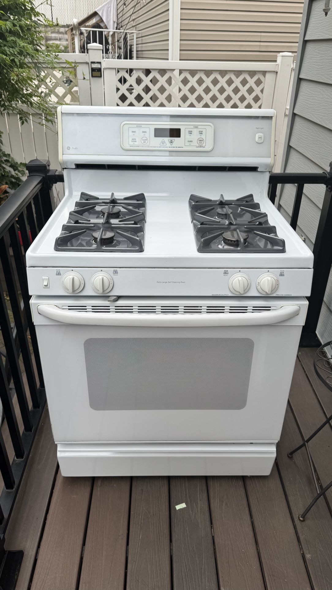 Used Gas Stove And Micro Wave Combo