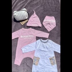 Burberry Baby 5 Piece Set 6M Size Pink Color