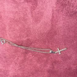 Cross Diamond Chain 