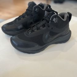Men’s Sneaker / Nike Special Field Systems 