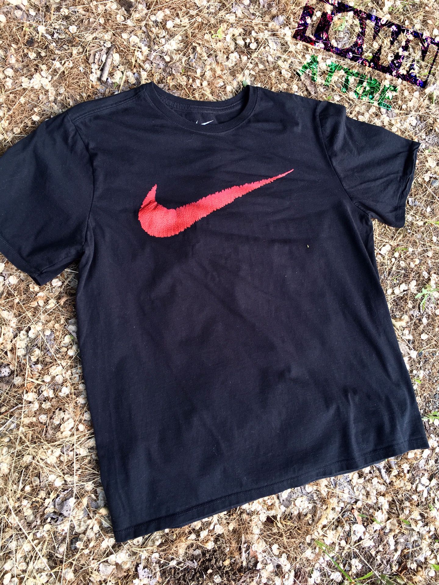 Men’s Nike shirt size large