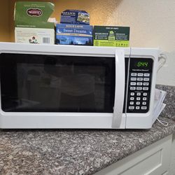 Hamilton Beach microwave