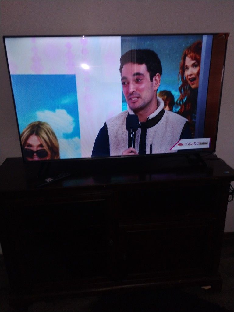 2 50inc Tvs