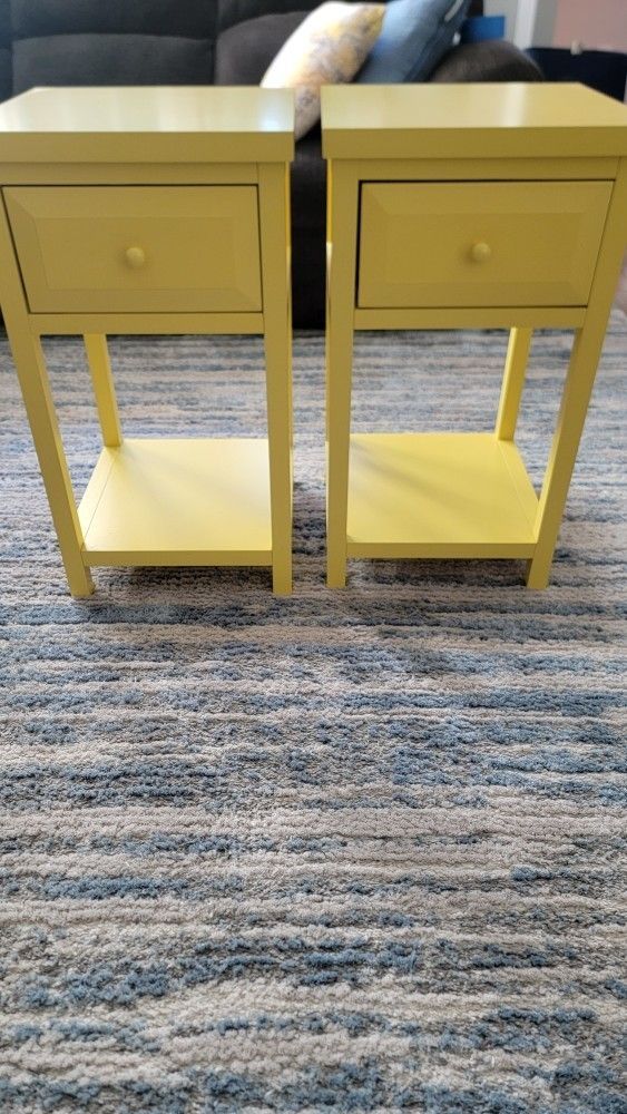 End Table Set Yellow