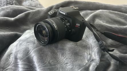 Canon EOS Rebel T7 Camera + 18-55mm Lens