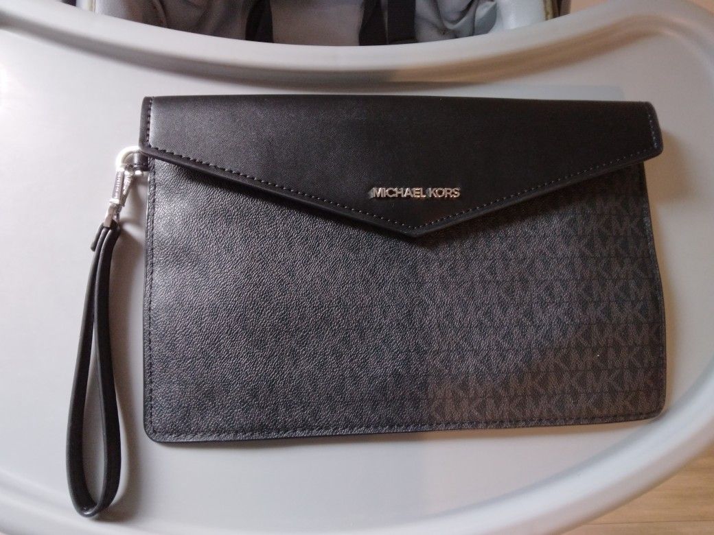 Michael Kors Large Leather Clutch/wallet/travel Pouch Envelope Flap