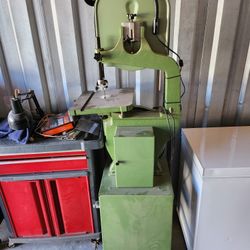Large bandsaw Cummins 