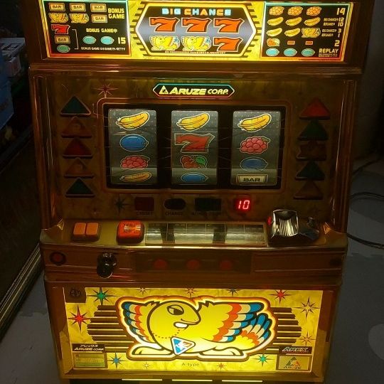 Vintage Pachislo Big Chance 777 Slot Machine By Aruze. Game Room