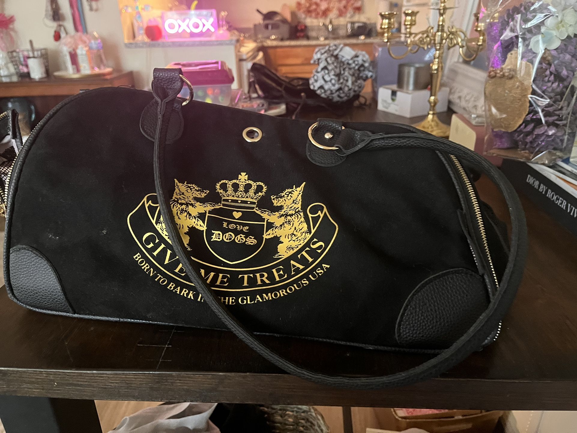 Juicy Couture Dog Bag for Sale in Buffalo, NY - OfferUp