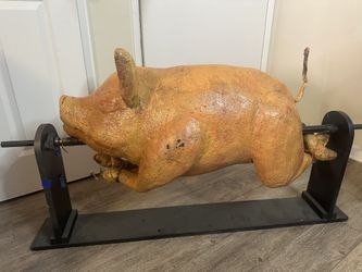 Prop Rotating Pig