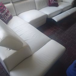SECTIONAL GENUINE LEATHER RECLINER ELECTRIC WHITE COLOR... DELIVERY SERVICE AVAILAIBLE ✅💥🚚