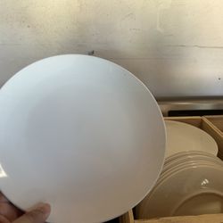 200 Pieces Of dinner Plates 