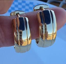 Beautiful modern rings for every occasion.