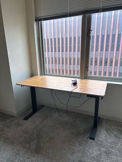 Standing desk