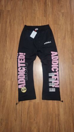 Asaali sweats