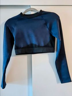 New large Addidas mid drift top
