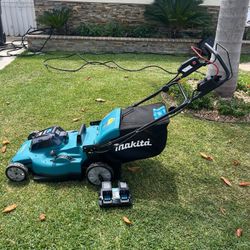 Makita Cortadora De Césped Con Cargador 