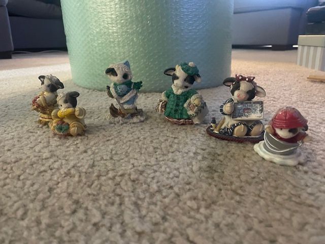 Mary Moos Collectibles