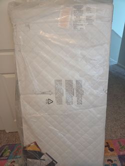 Toddler mattress/crib