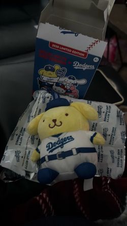 Hello Kitty Dodgers