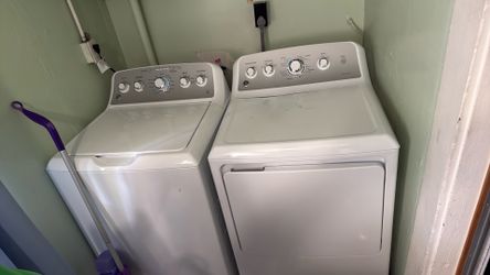 Washer And Dryer Set