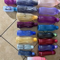 Tupperware Water Bottles From Mexico 