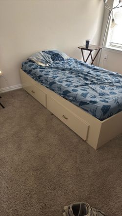 Bed fram