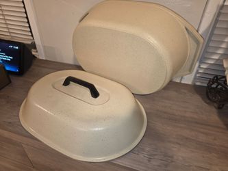 Kitchen Fair Large Oval Roaster with Lid