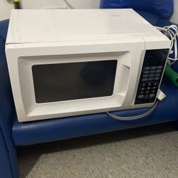 Small Microwave 