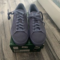 Size 8.5 - PUMA Suede Classic Emboss Tempest
