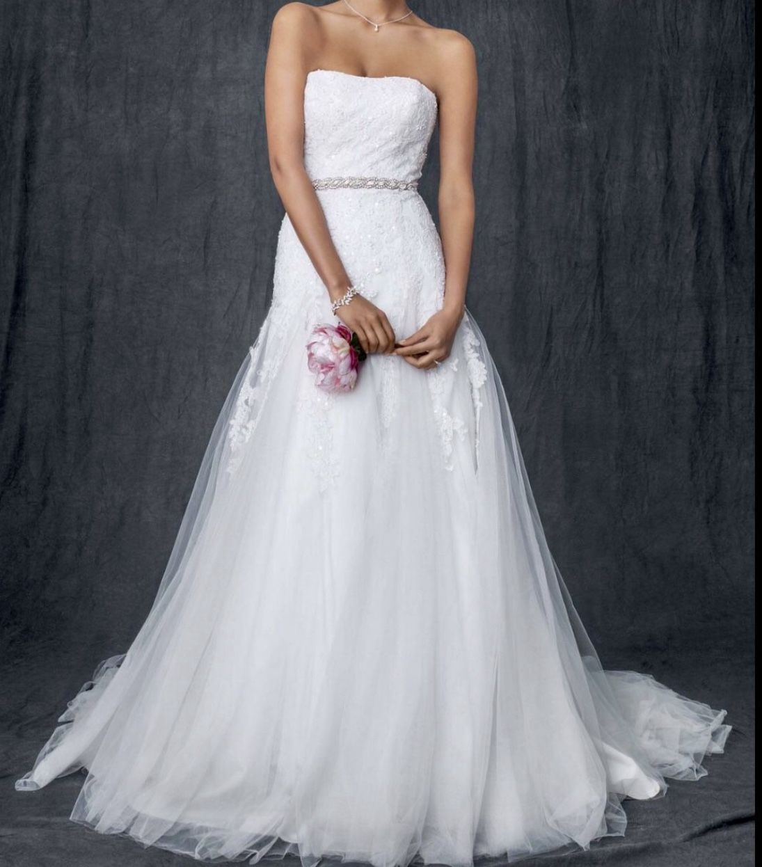 Brand New- Adjustable- David’s Bridal Wedding Dress- Size 4
