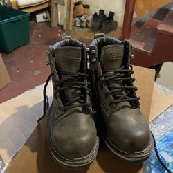 Women’s Work Boots (size 5)