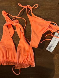 NEW White Fox Swim Bikini Set (S Top / M Bottom) – Shiny Tangelo