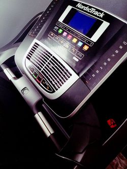 Nordictrack store c800 treadmill