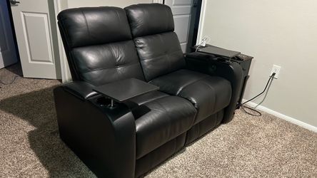 Auto Recline-Love Seat/Couch