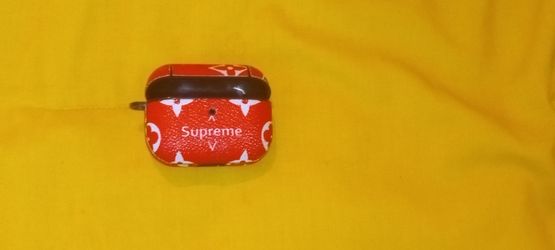 Supreme LV Airpods Case (Barley Used) 