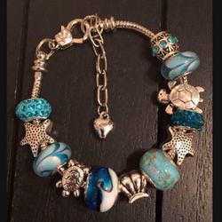 Ocean Wave 925 Silver Plated Charm Bracelet with Murano Glass Beads and Austrian Crystal Beads (seashell, turtle, starfish, heart)