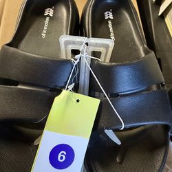 Women sandals size 6 black