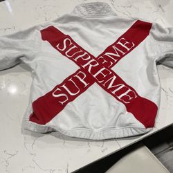 Supreme Sweatshirt (Open to Negotiations)