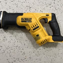 DeWalt  Sawzall Reciprocating Saw DCS387