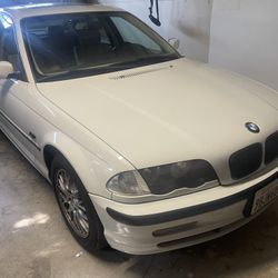 2000 BMW 328i