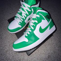 Jordan 1 Mids