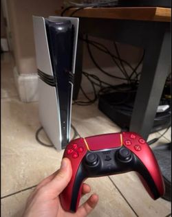 Ps5 Pro 2TB Console + Red Controller