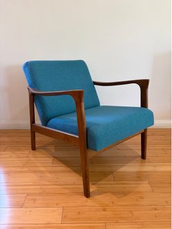 Mid Century Modern Lounge Chair Turquoise BRAND NEW