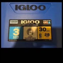 IGLOO 30QUART ice cooler
